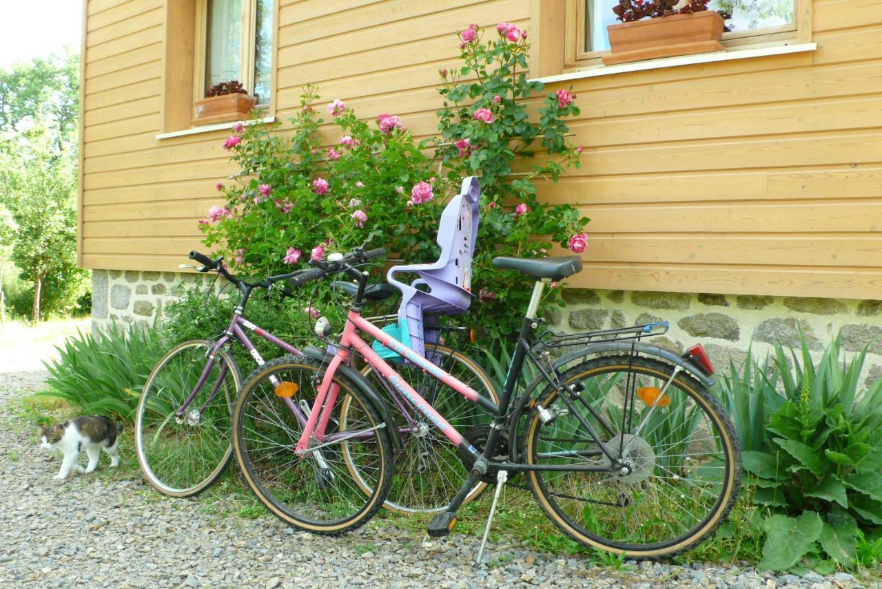 Bed and Breakfast Chez Geppetto Saint-Georges-Nigremont Екстер'єр фото